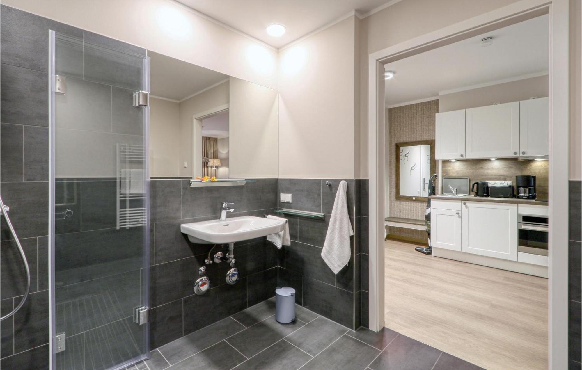 Baltischer Hof Apartment 2 Больтенхаген Экстерьер фото